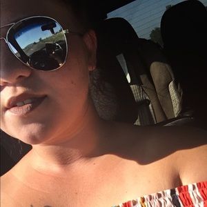 Meet your Posher, Georgia